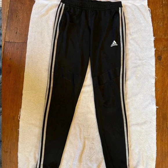 ADIDAS sweatpants - Picture 2 of 7